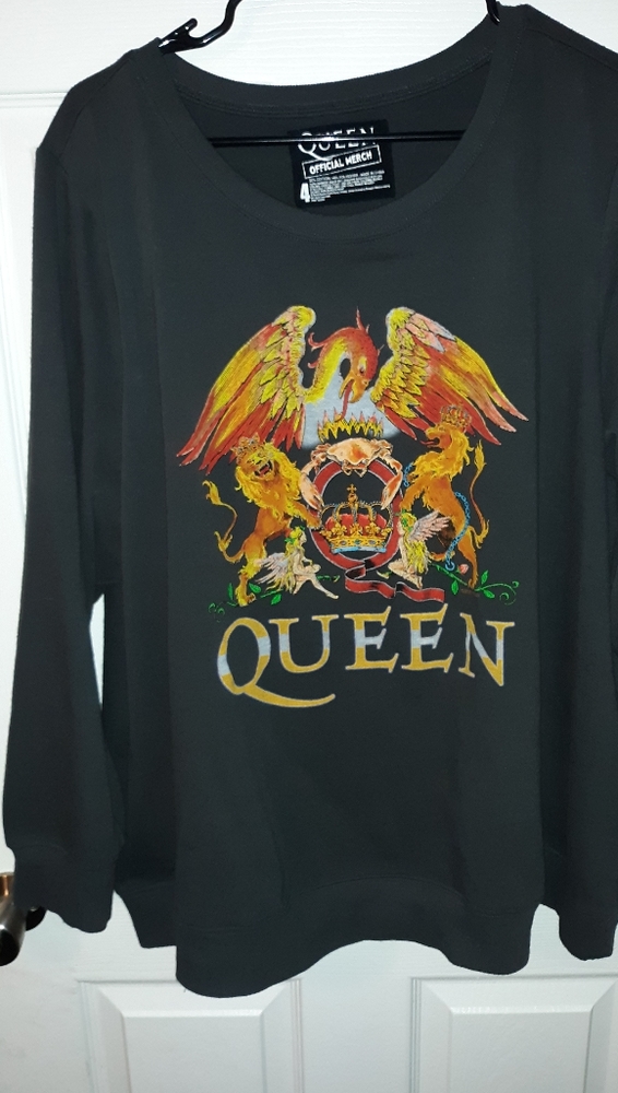 Torrid Queen sweater